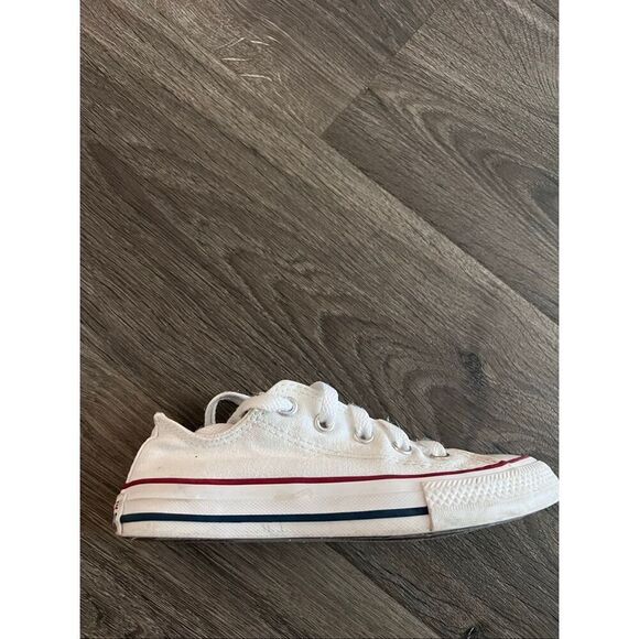 Converse Chuck Taylor All Star Sneaker Size 12.5 Kids Shoes White  low  top lace - Picture 2 of 6